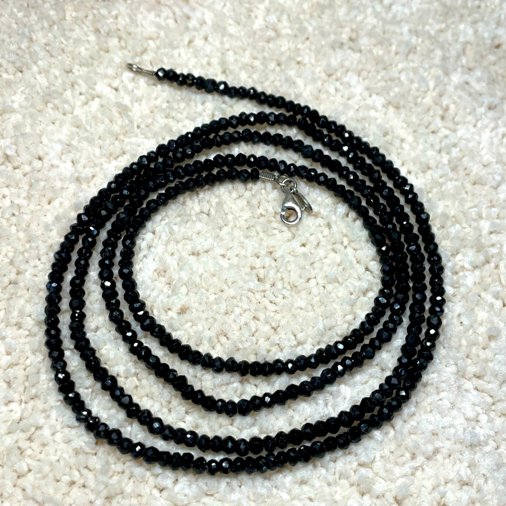 Black spinel bead necklace